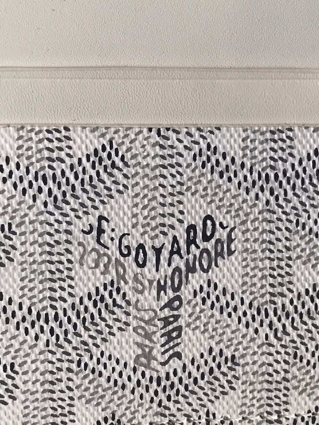Goya Saint-Sulpice Card Wallet 11cm White Canvas