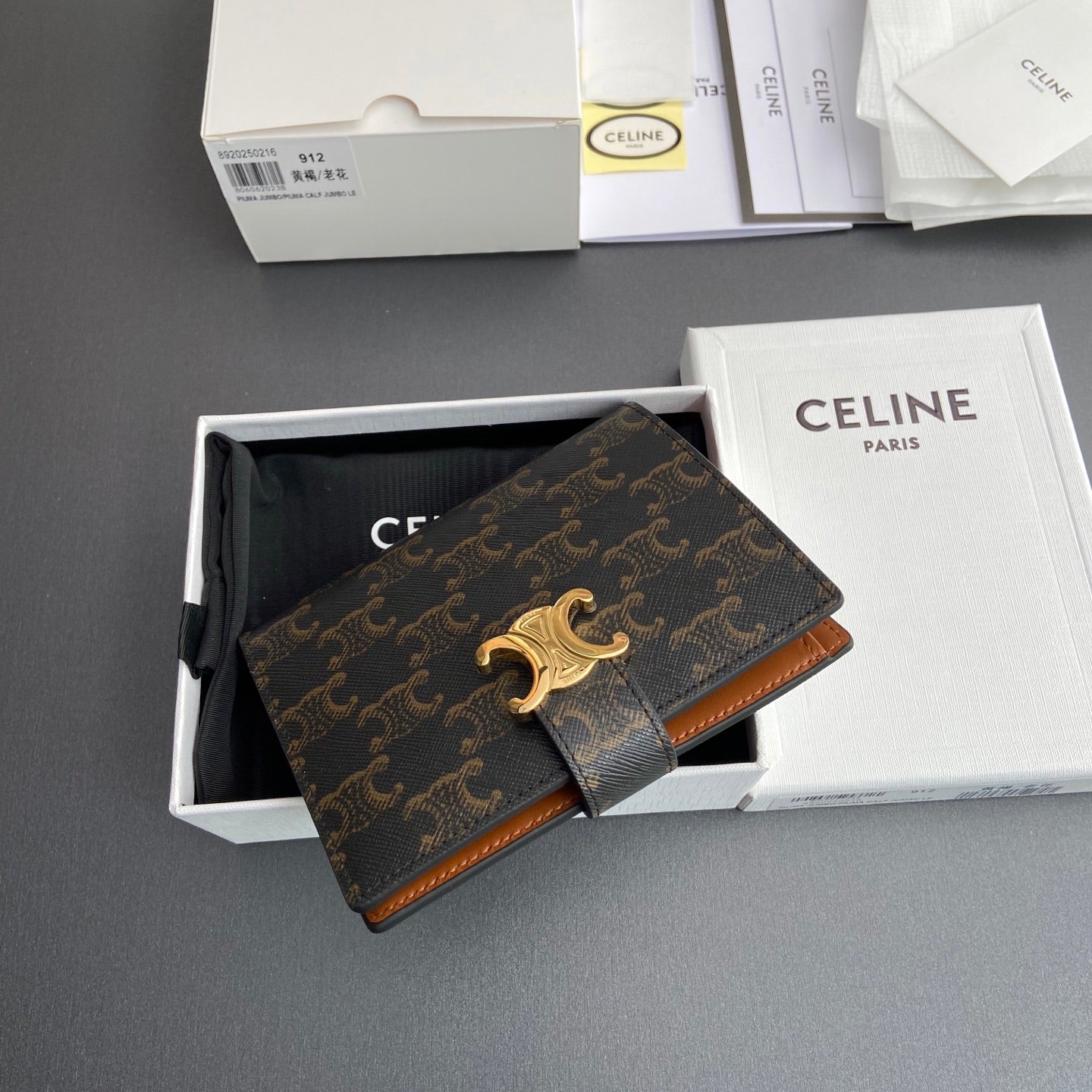TRIOMPHE Medium Victoire Wallet Tan Cowhide&Canvas GHW