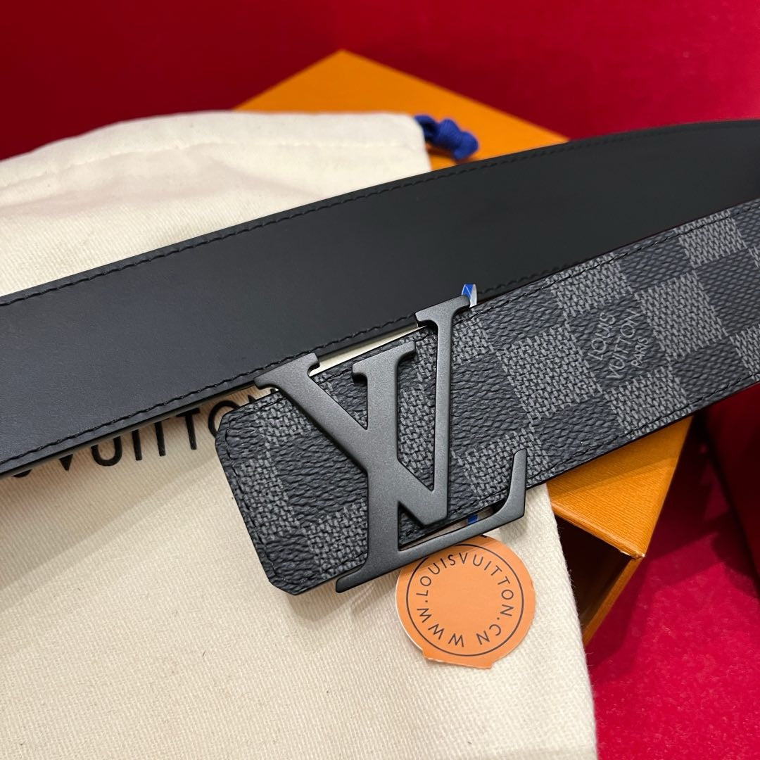 LV Initiales 40mm Reversible Belt Black