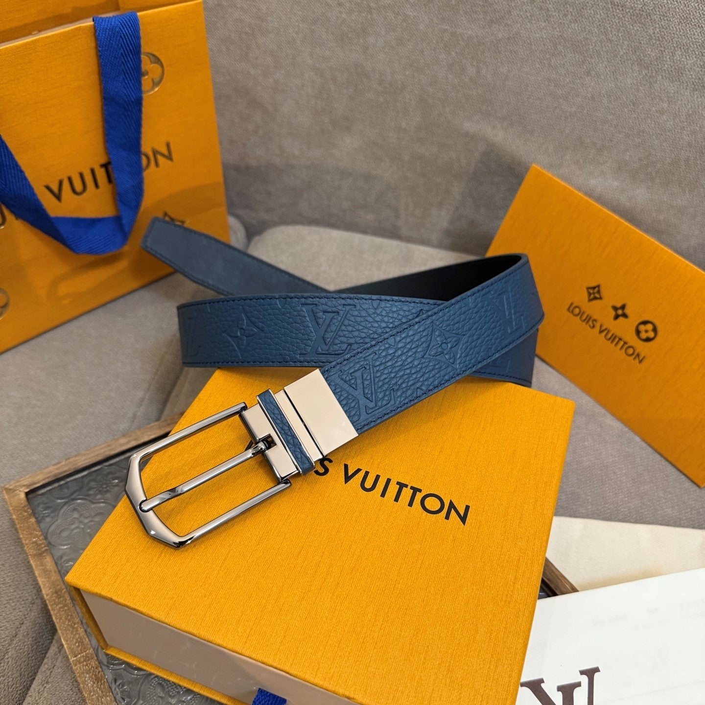 LV Slender Men Belt 35mm Deep Blue Embossed Monogram Leather Sliver HW