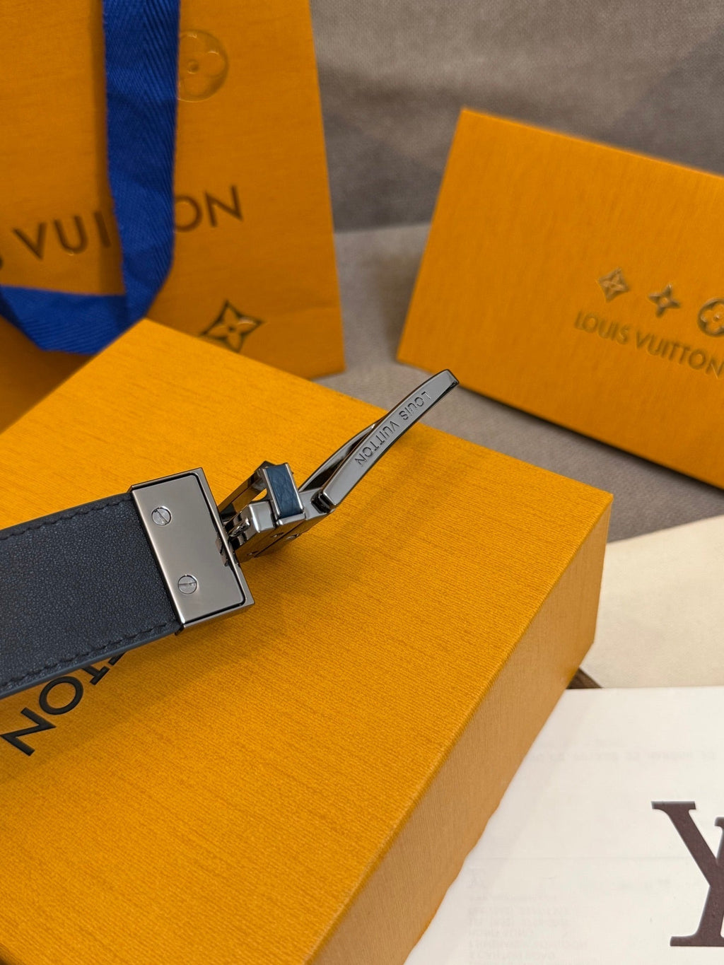 LV Slender Men Belt 35mm Deep Blue Embossed Monogram Leather Sliver HW