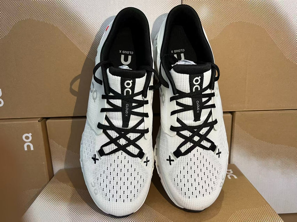 On Cloud X 4 Men's Running Shoes White Black Breathable Lightweight Athletic Sneakers