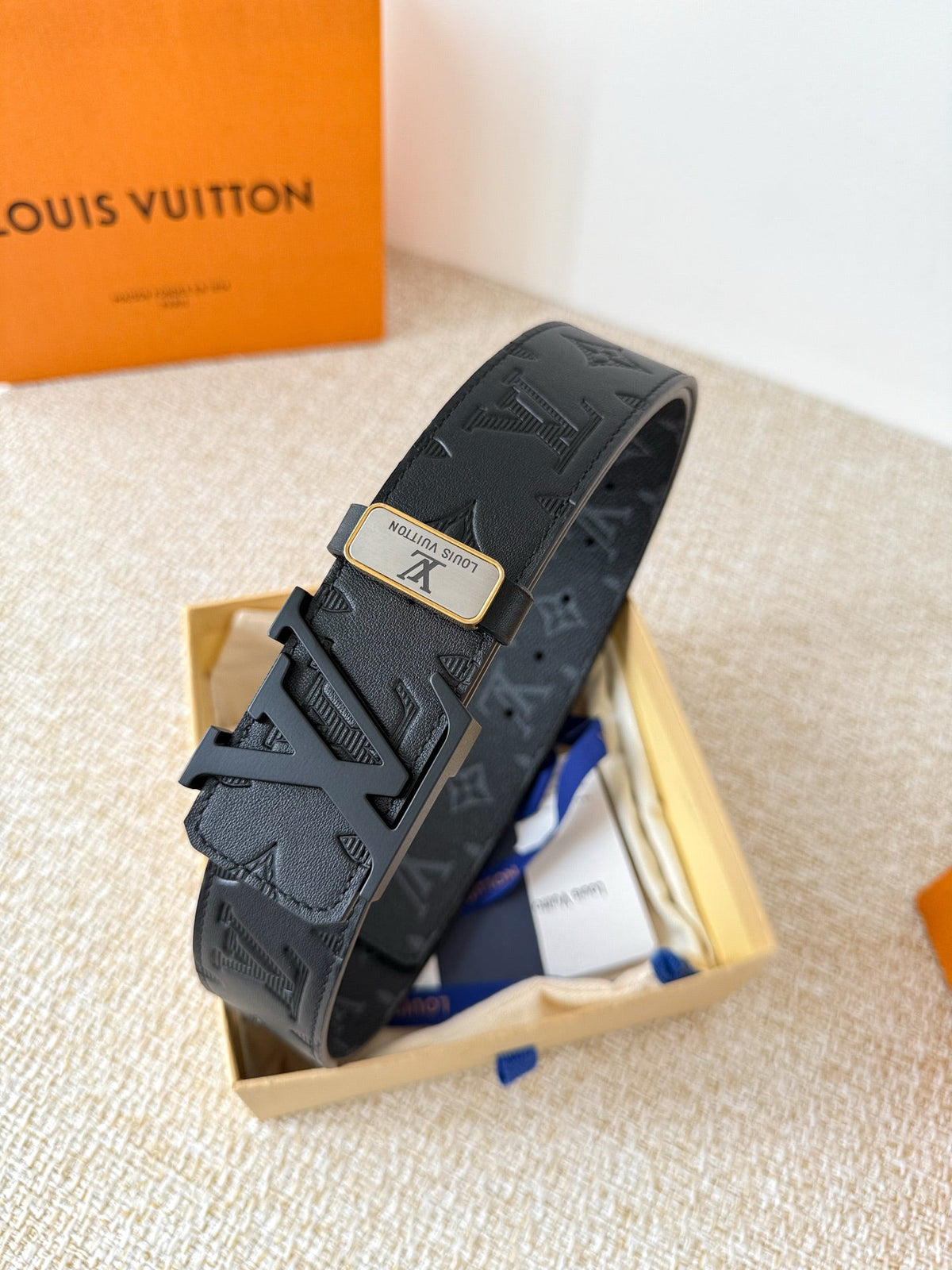LV 4.0 Belt Star Buckle Embossed Leather 200330