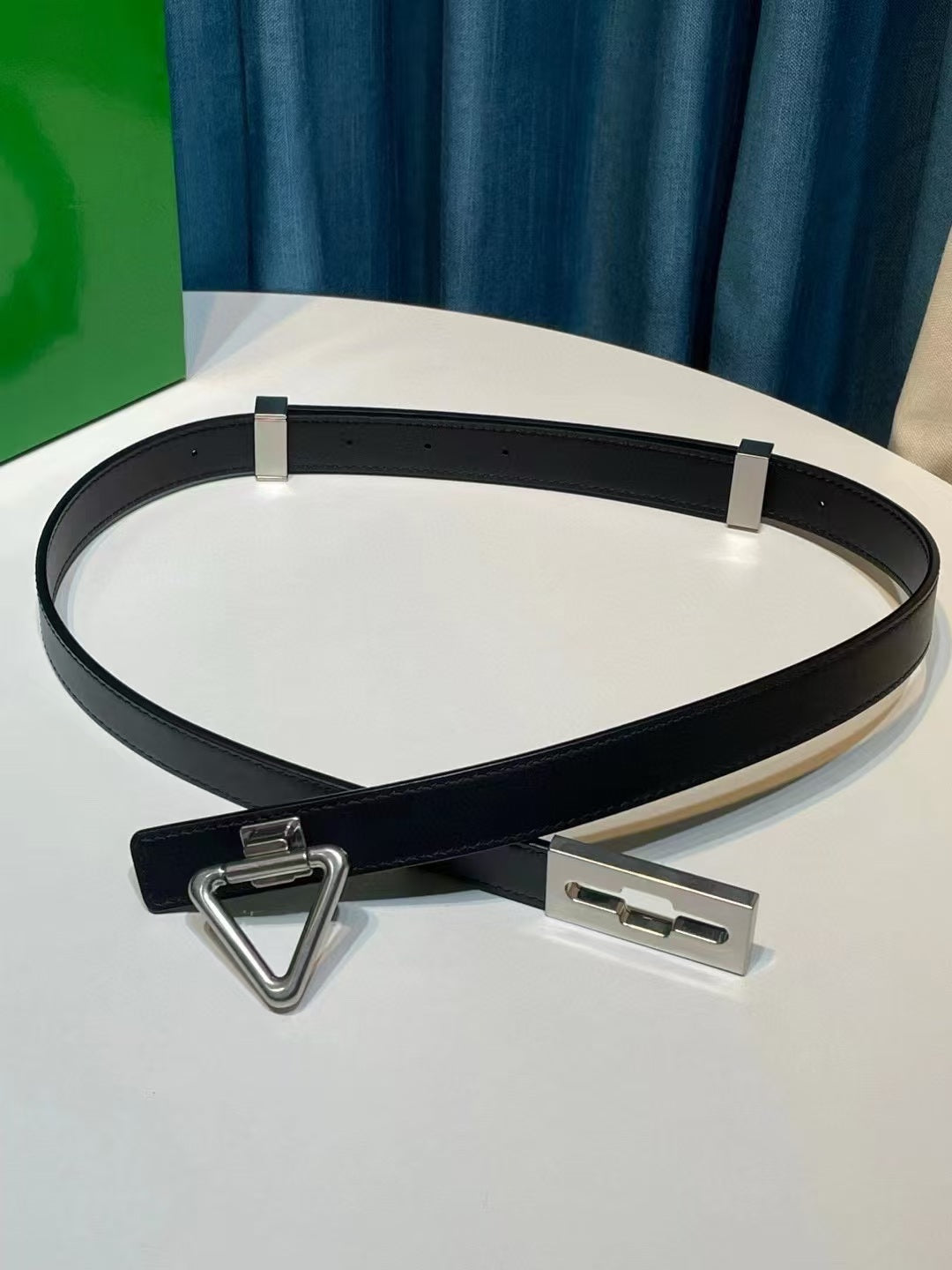 BOTTEGA VENETA  BELT TRIANGLE CALFSKIN LEATHER