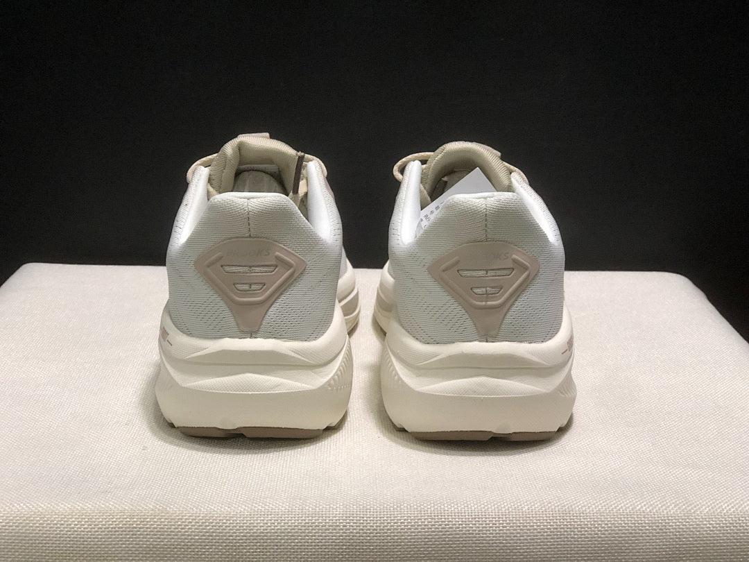 Brooks Ghost 17 Neutral Road Running Shoes Off‑White Taupe