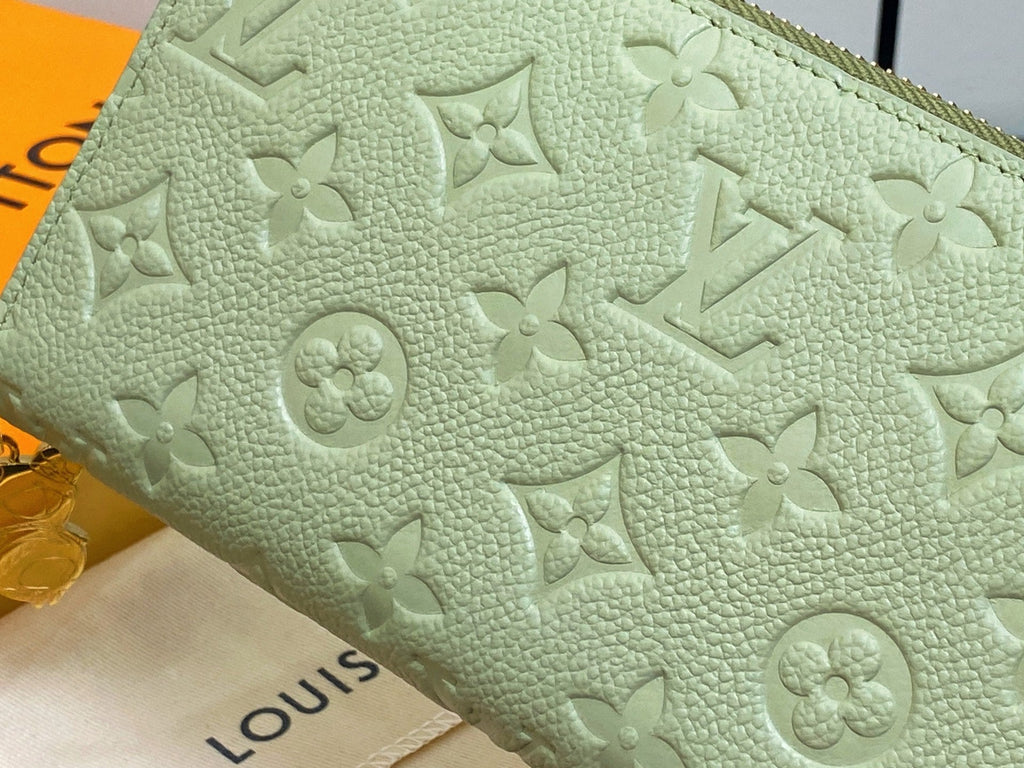 LV × TM Zipper Wallet Green Gold Leather 329877