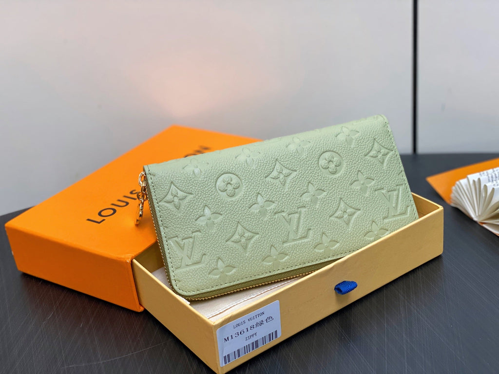 LV × TM Zipper Wallet Green Gold Leather 329877
