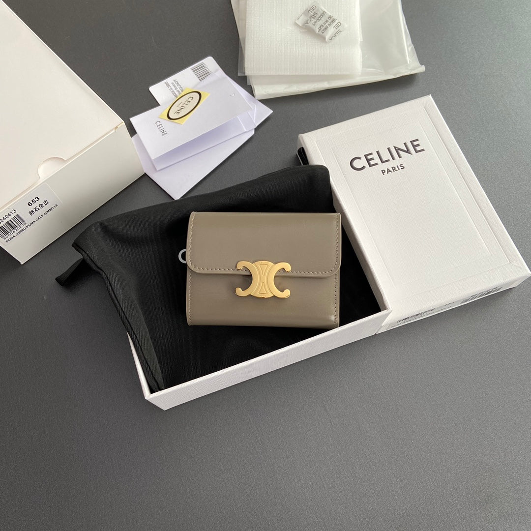 TRIOMPHE Compact Wallet With Coin Purse Modern Taupe Leather
