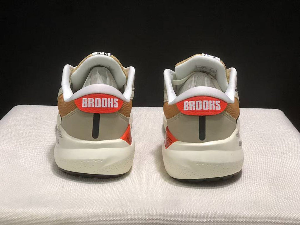 Brooks Adrenaline GTS 24 Support Road Running Shoes Tan Beige Orange