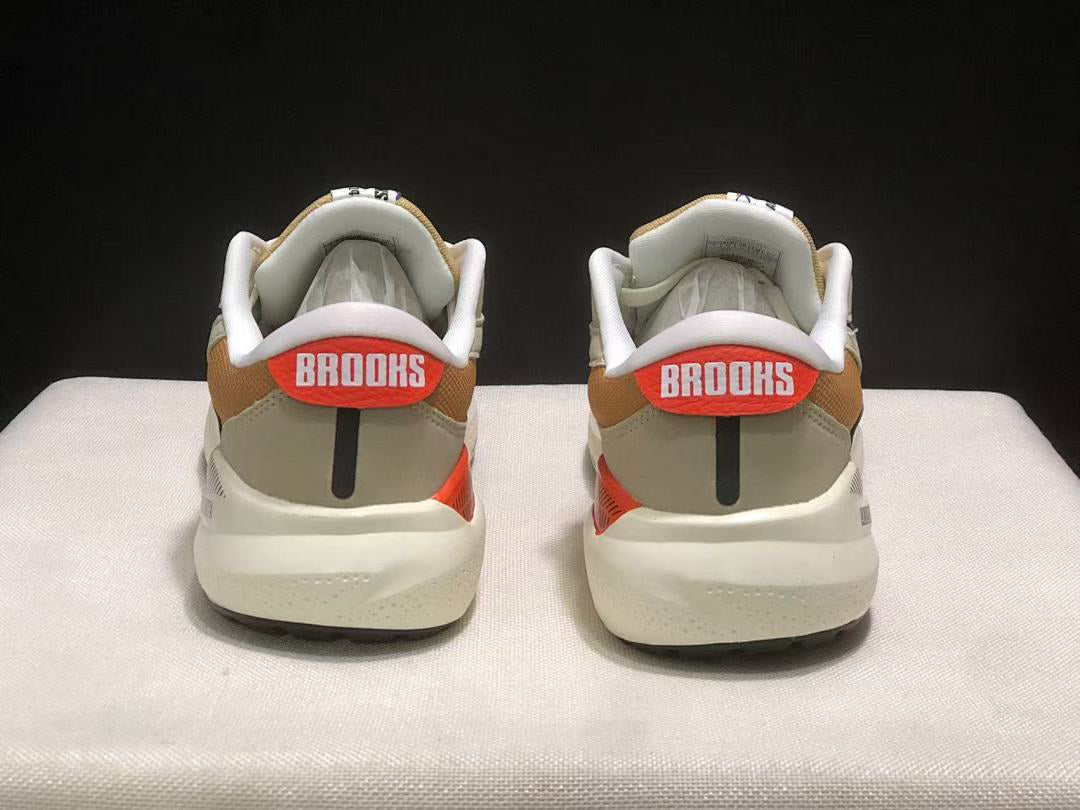 Brooks Adrenaline GTS 24 Support Road Running Shoes Tan Beige Orange