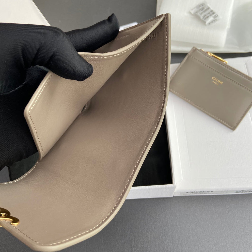 TRIOMPHE Compact Wallet With Coin Purse Modern Taupe Leather