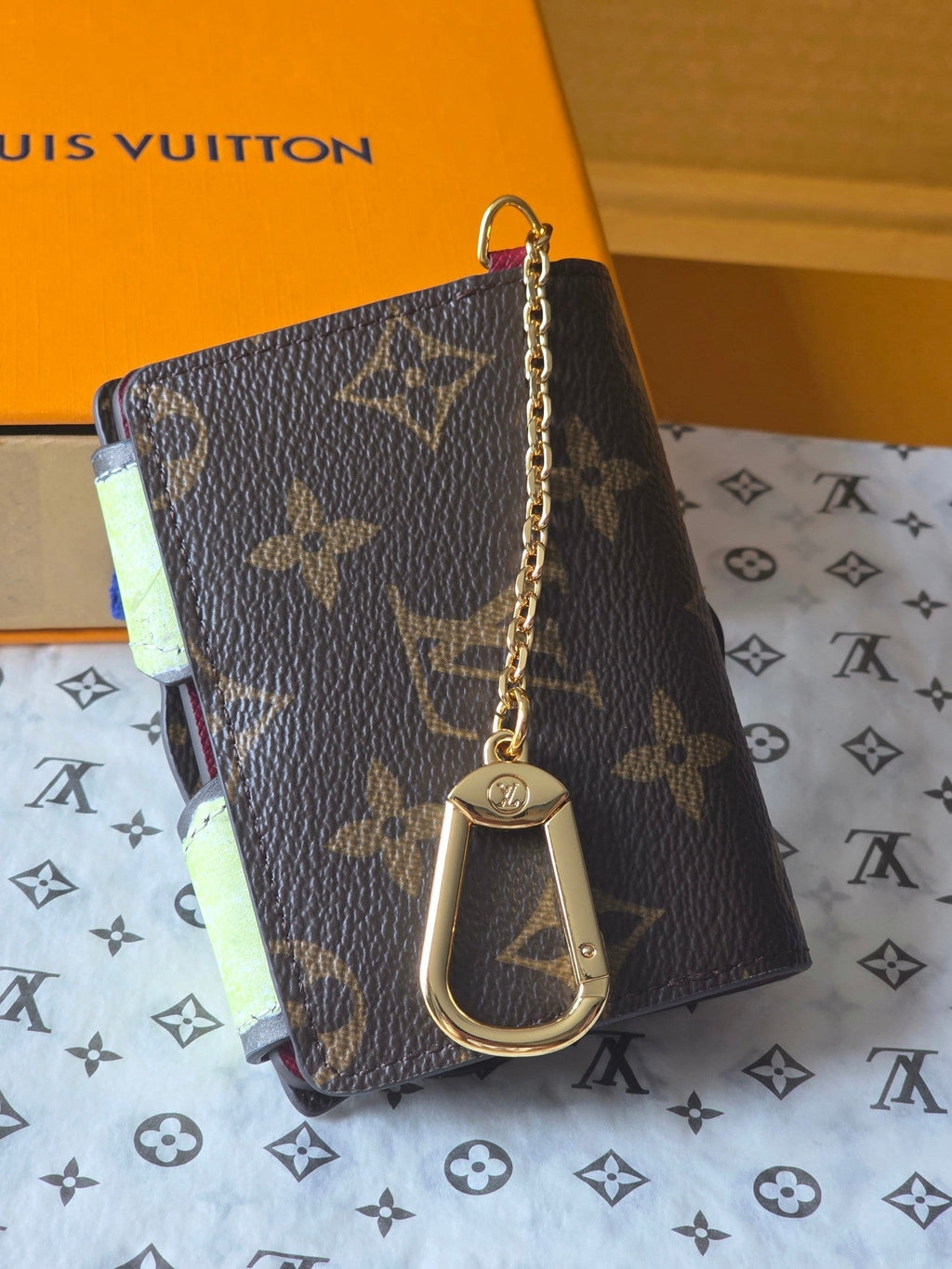 LV Pawket Wallet Brown Calfskin 275006