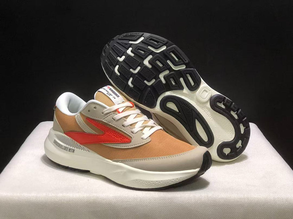 Brooks Adrenaline GTS 24 Support Road Running Shoes Tan Beige Orange