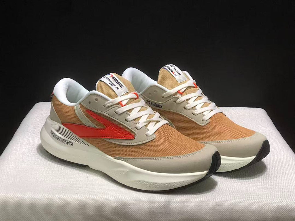 Brooks Adrenaline GTS 24 Support Road Running Shoes Tan Beige Orange