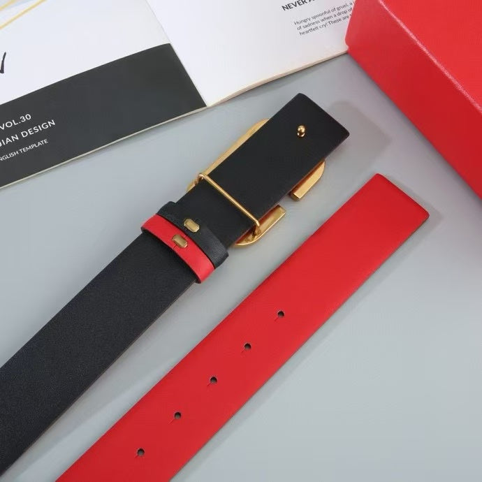 VT VLogo Signature Belt Red in Leather