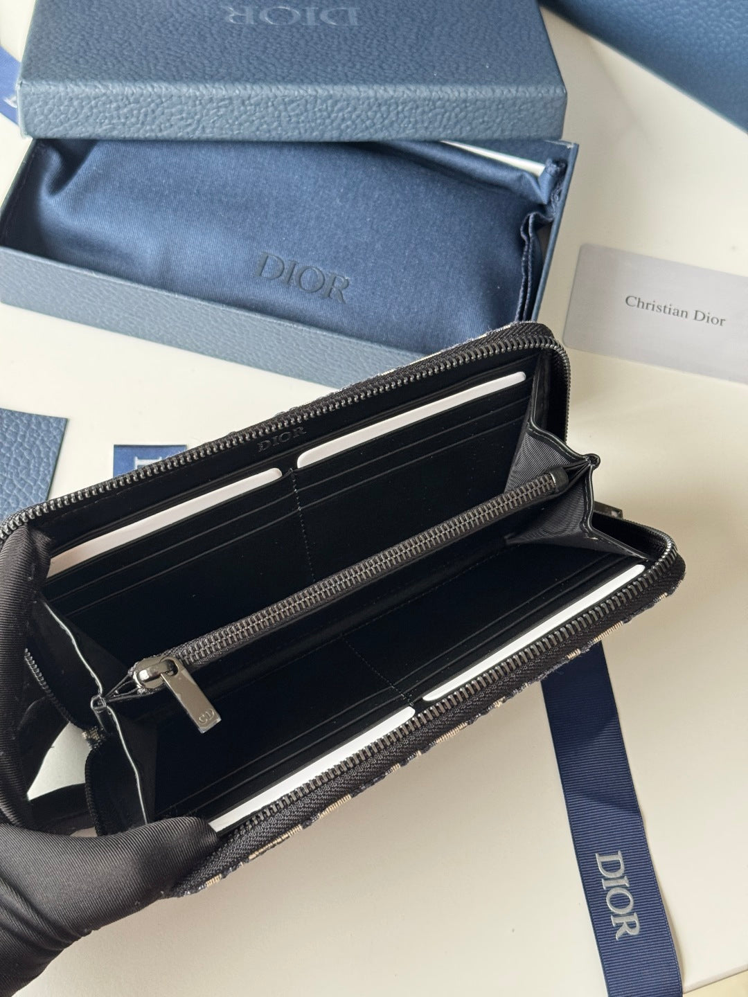 CD Long Zipped Wallet 19.8cm Beige Black Jacquard
