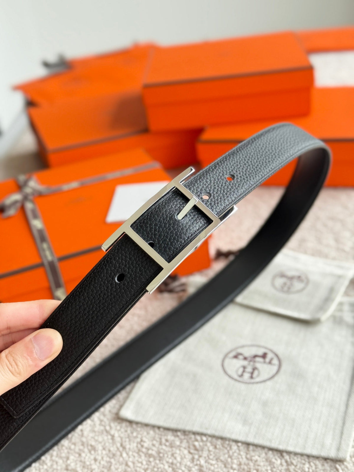 HM Silver Quentin Reversible 32mm Belt Black Leather 188086