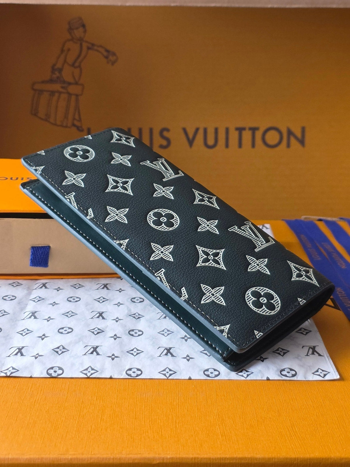 LV Brazza Wallet 19 Dark Grey Calfskin 274805