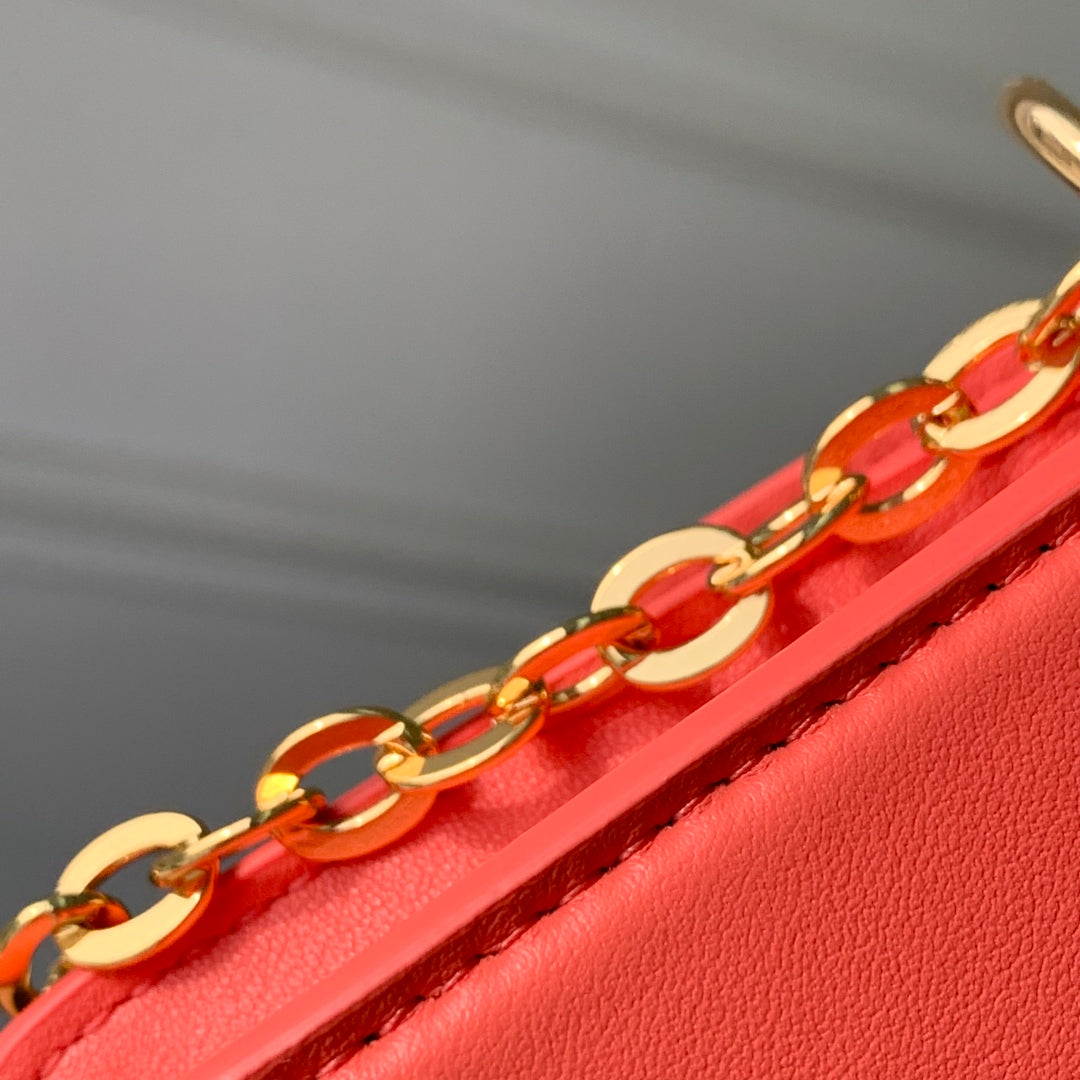 Wallet On Chain LV Bloom 20cm Red Calfskin 250363
