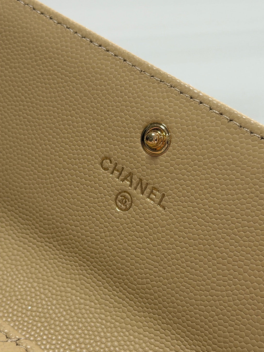 CC 26P Long Flip Wallet Beige Quited Caviar Leather