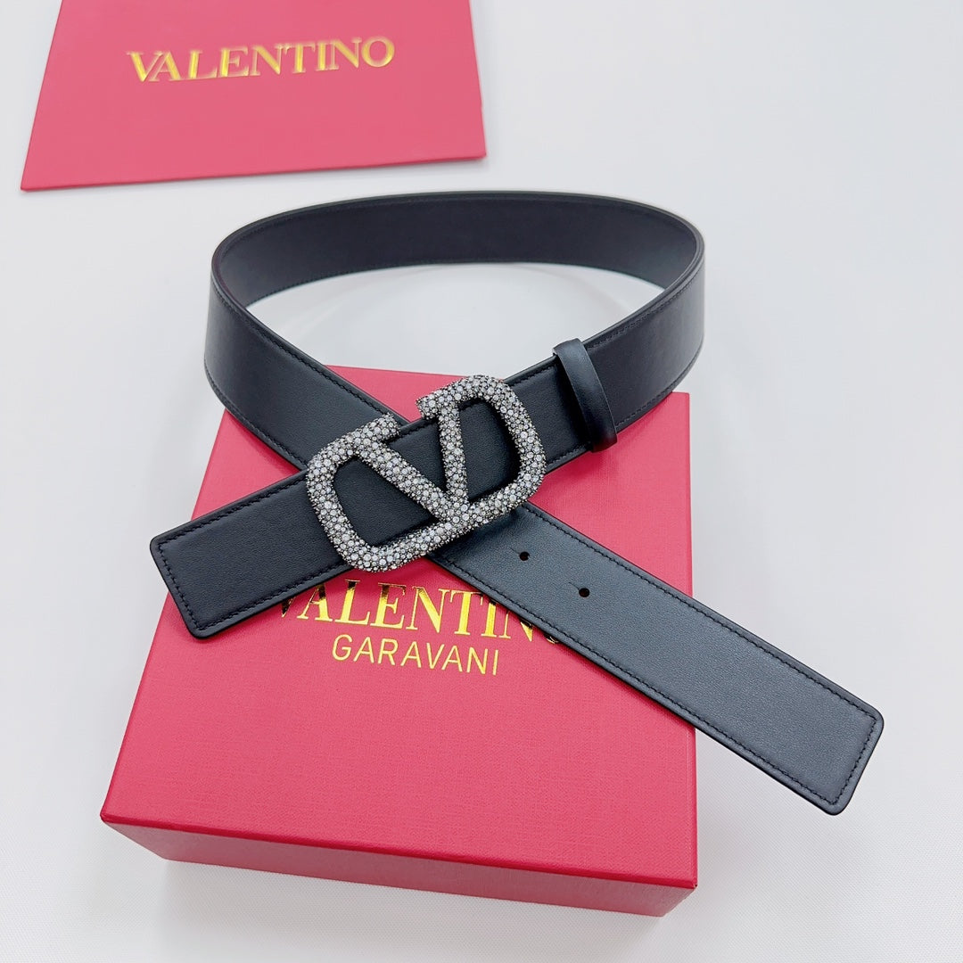 Garavani Reversible VLogo Signature Belt 40mm Black Leather 200696