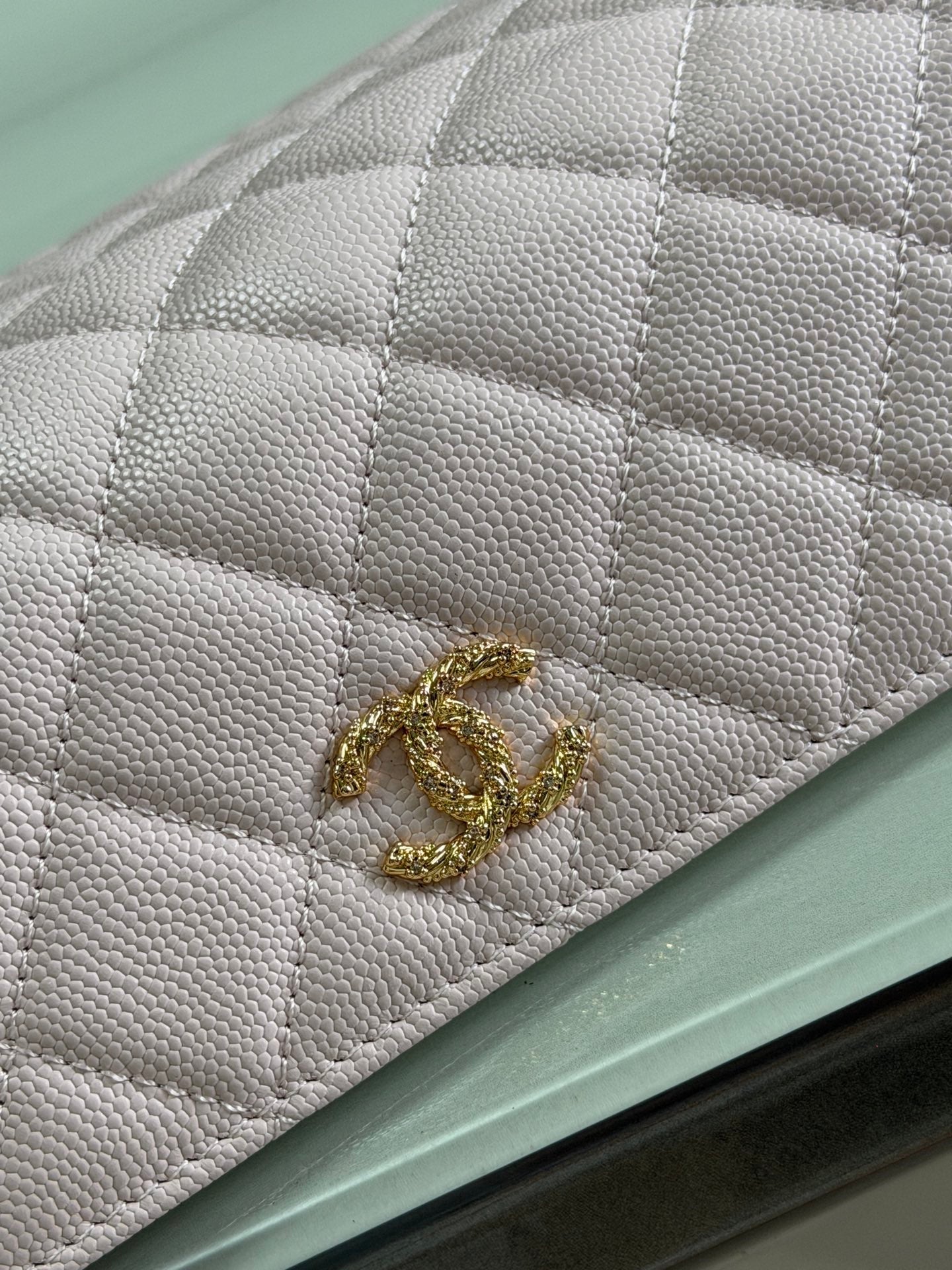 CC 26P Long Flip Wallet Light Pink Quited Caviar Leather