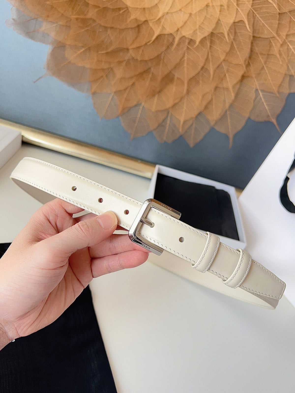 CL Sliver 25mm Triomphe Belt White Cowhide 616409