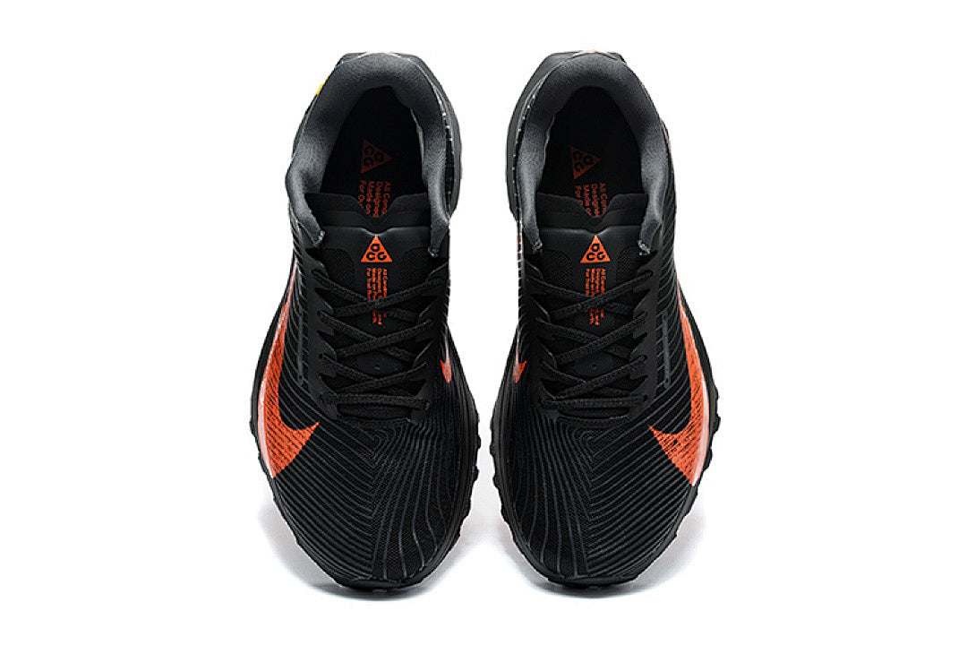 ACG Ultrafly Trail Black/Total Orange