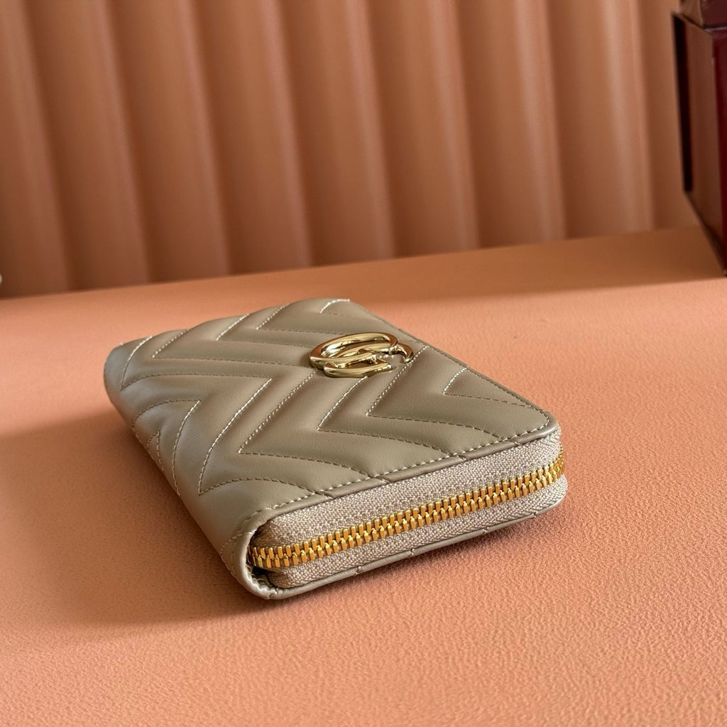 GG Zip-Around Wallet Taupe Matelassé Leather