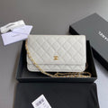 CC Wallet On Chain 20cm White Caviar Leather Gold Hardware 240157