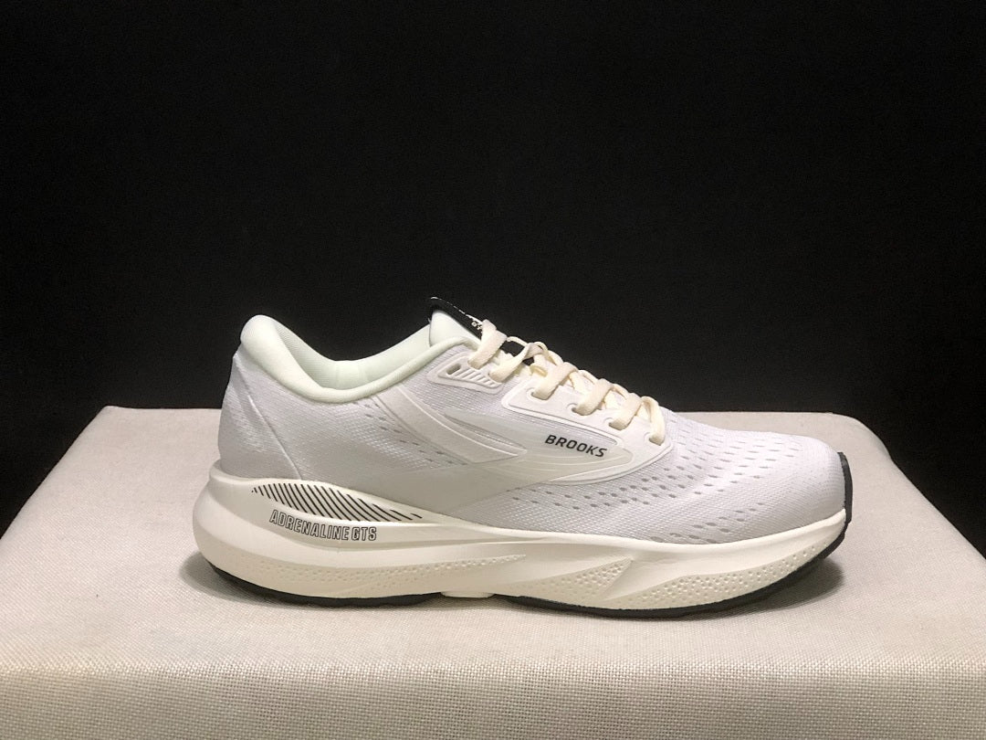 Brooks Adrenaline GTS 24 Support Road Running Shoes Off‑White