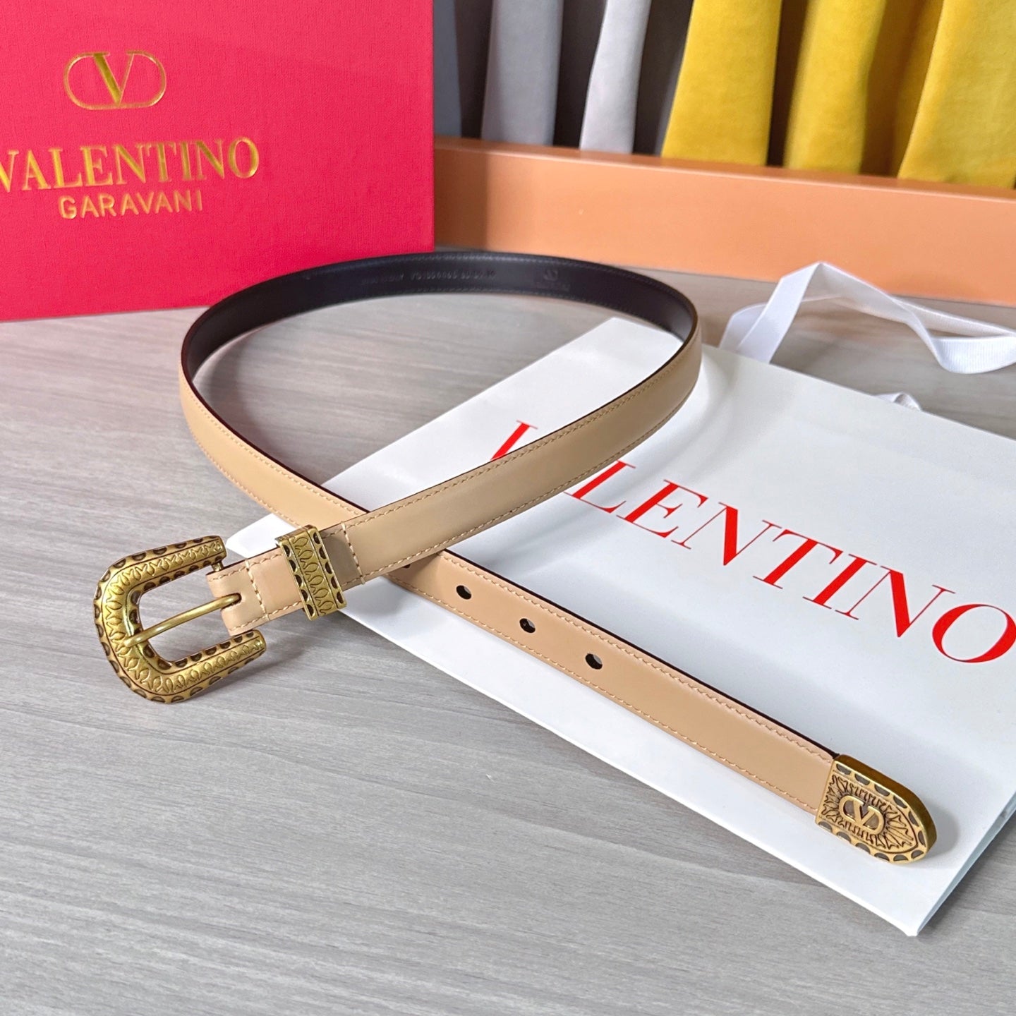 Valentino VLogo Signature Belt 2.0cm Beige Cowhide 202890