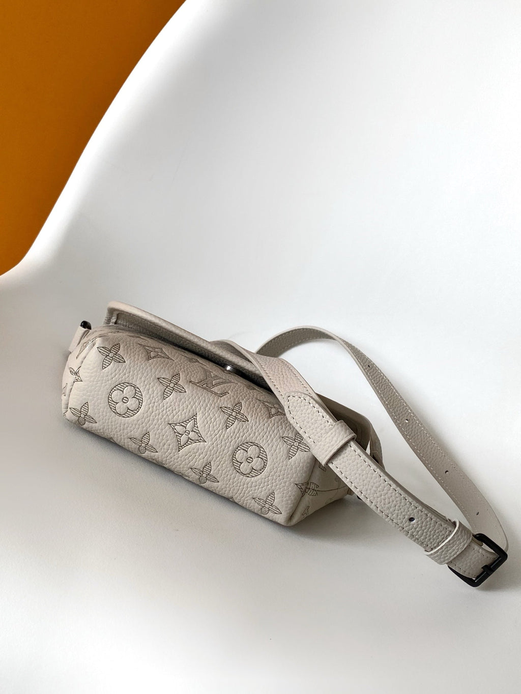 LV Pulse Wearable Wallet 22.5cm Sand Color Monogram Shadow embossed calfskin