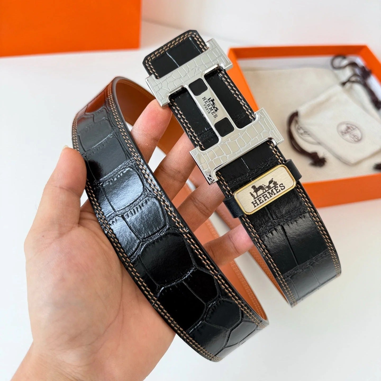 HM Constance Belt 38mm Black Brown Cowhide Sliver Buckle 620048