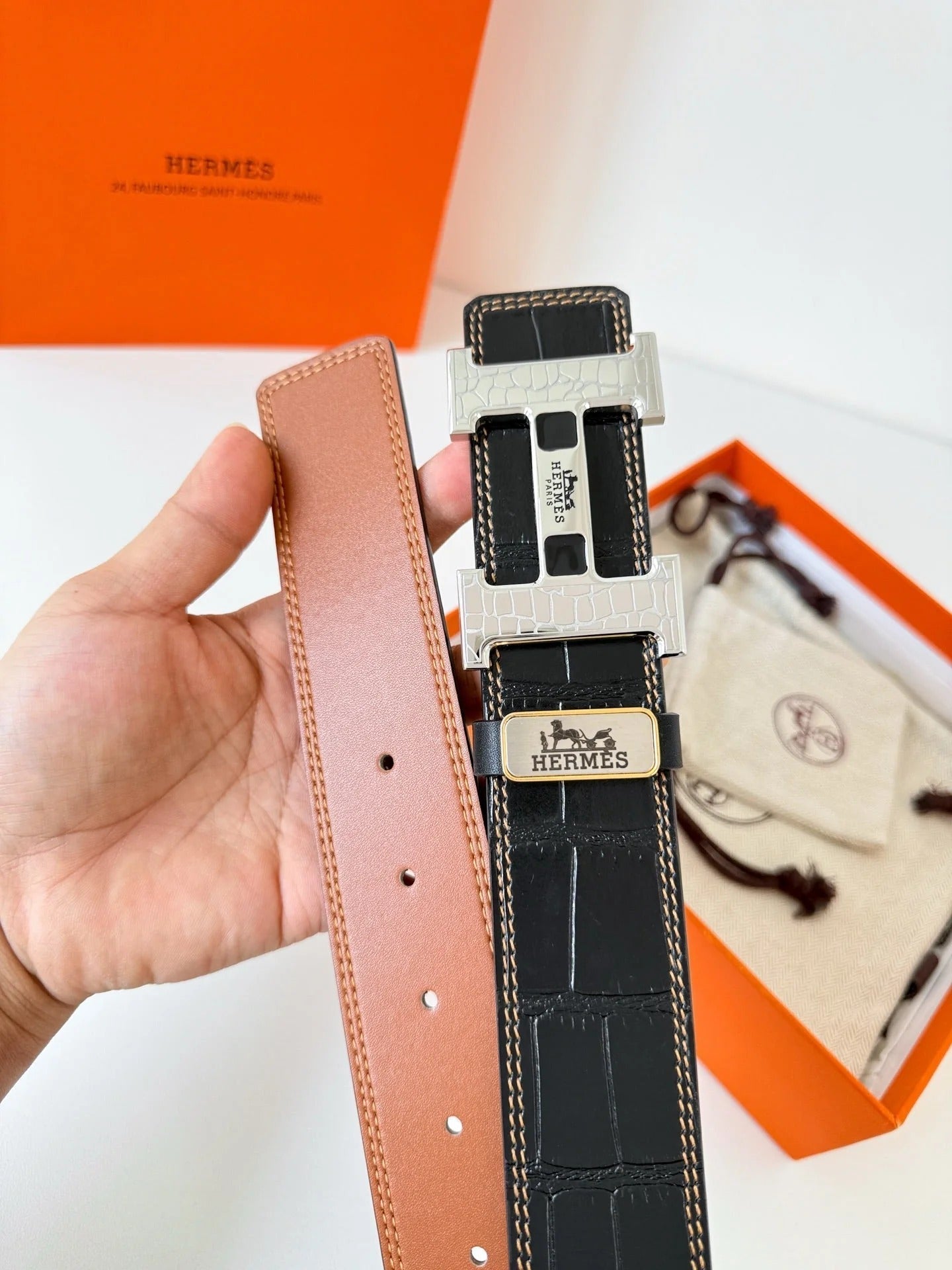 HM Constance Belt 38mm Black Brown Cowhide Sliver Buckle 620048