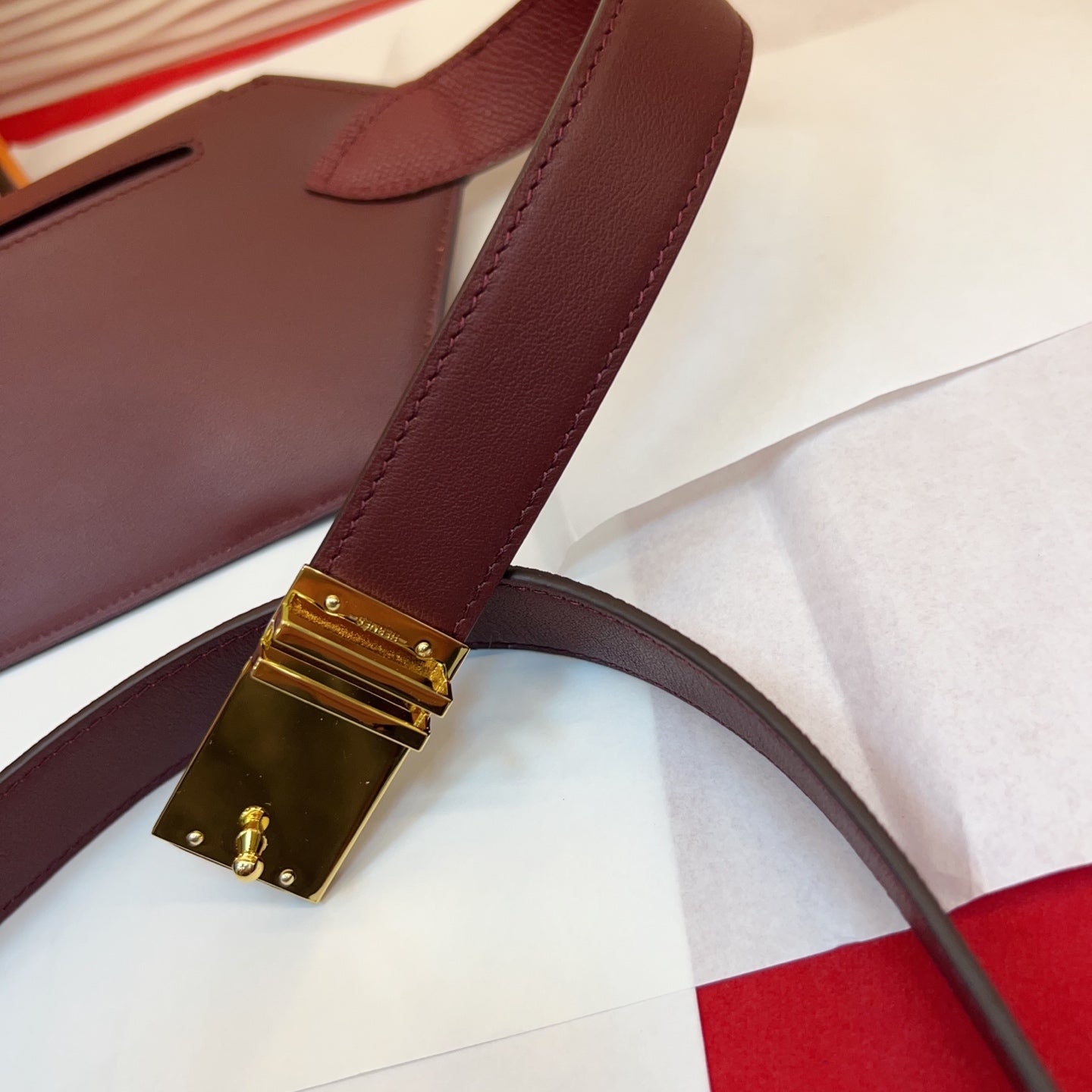 HM Elan Pocket Belt Burgundy Gold Calfskin 202785