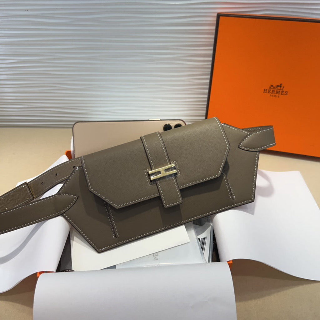 HM Elan Pocket Belt Taupe Sliver Calfskin 202783
