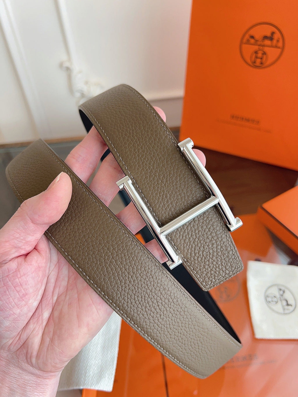 HM H d'Ancre Belt Sliver HW Buckle & Reversible Leather Strap Togo Lychee Cowhide
