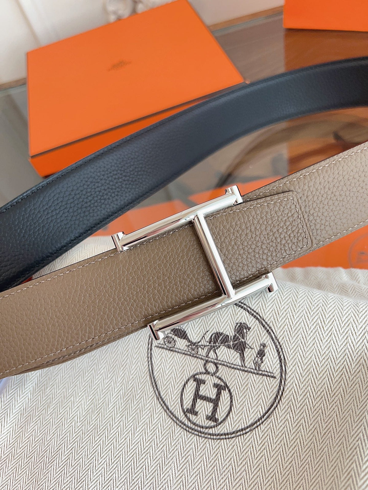 HM H d'Ancre Belt Sliver HW Buckle & Reversible Leather Strap Togo Lychee Cowhide