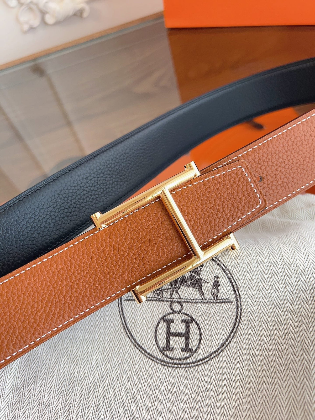 HM H d'Ancre Belt Gold HW Buckle & Reversible Leather Strap Togo Lychee Cowhide