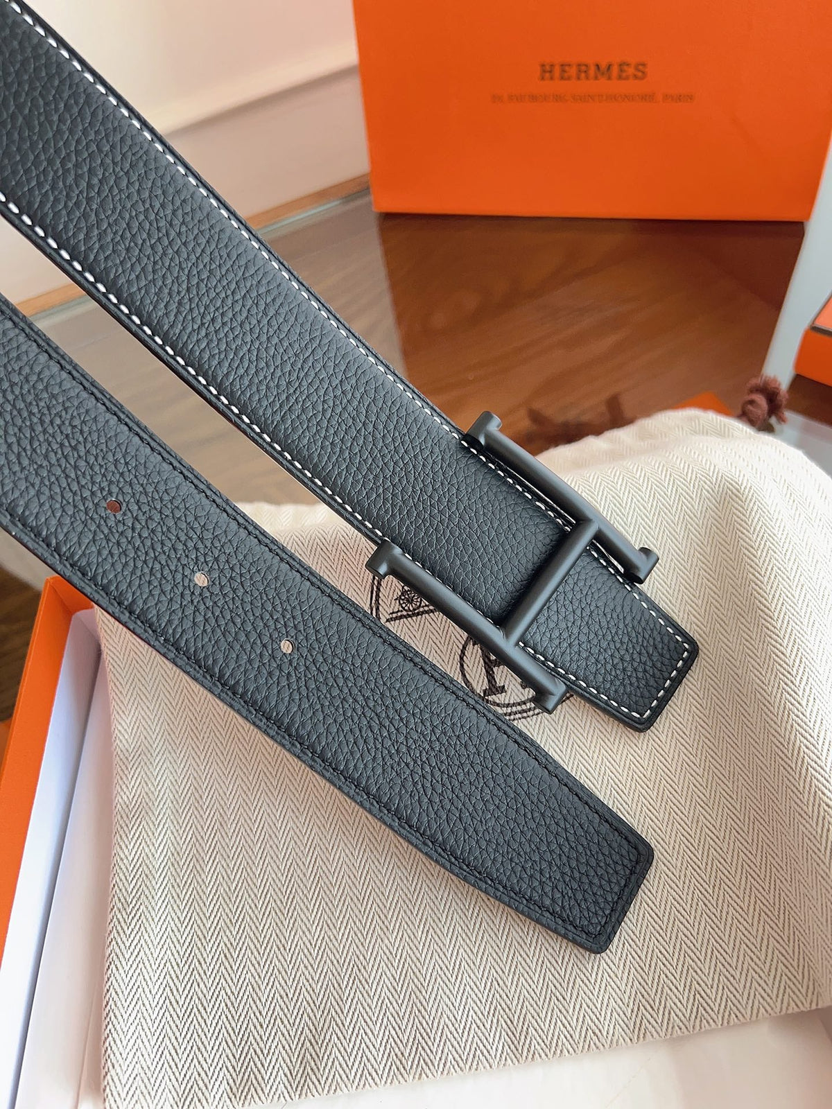 HM H d'Ancre Belt Black HW Buckle & Reversible Leather Strap Togo Lychee Cowhide