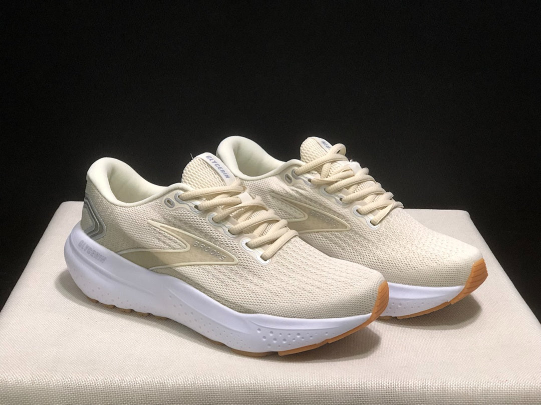 Brooks Glycerin 21 Neutral Road Running Shoes Beige Cream Gum