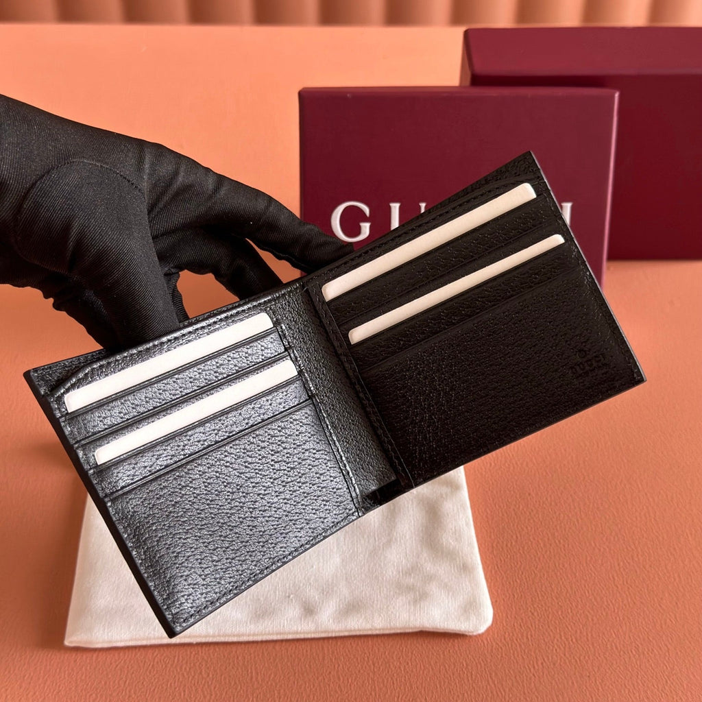 GG Marmont Bi-Fold Wallet Black Pebbled Leather