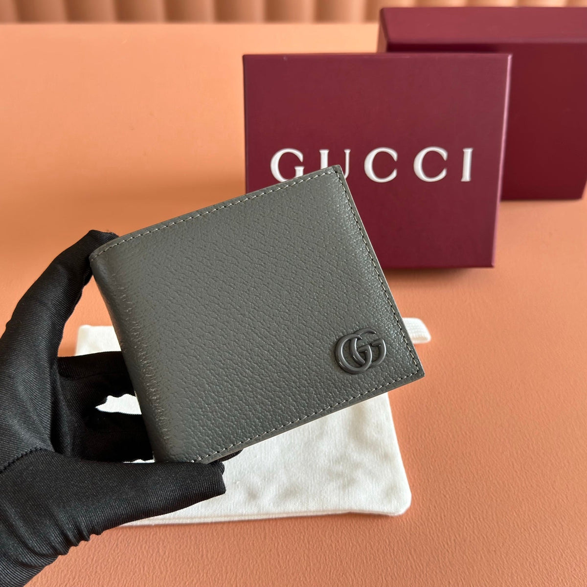 GG Marmont Bi-Fold Wallet Dark Grey Pebbled Leather