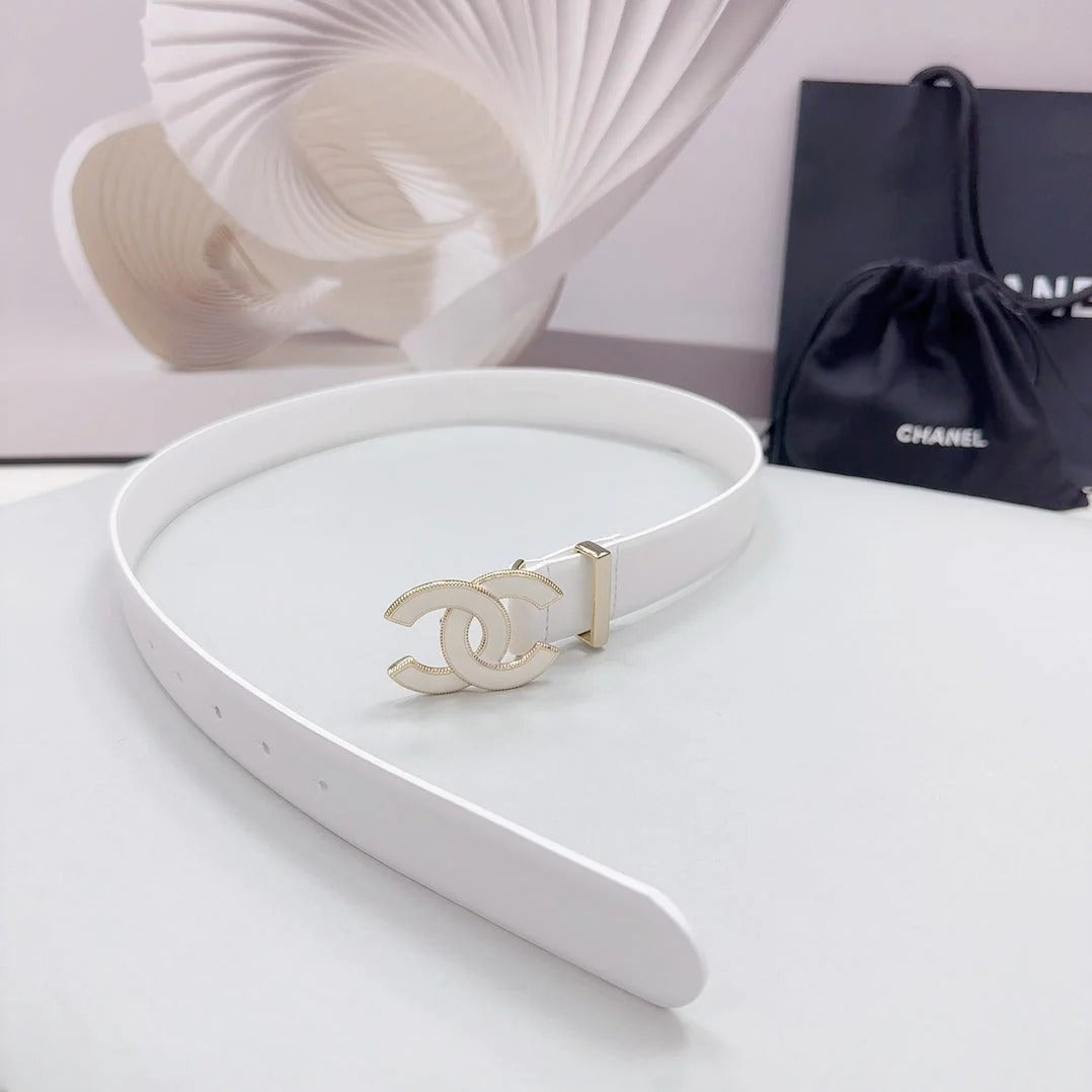CC 30MM BELT IN WHITE SMOOTH CALFSKIN METAL HARDWARE