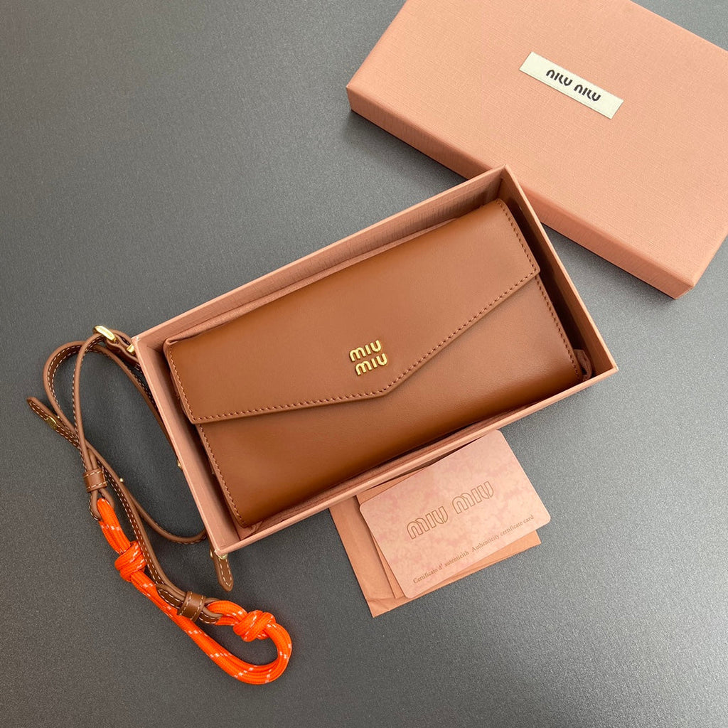 Miu Logo Wallet On A Chain 19 Lettering Cognac Calfskin 240409