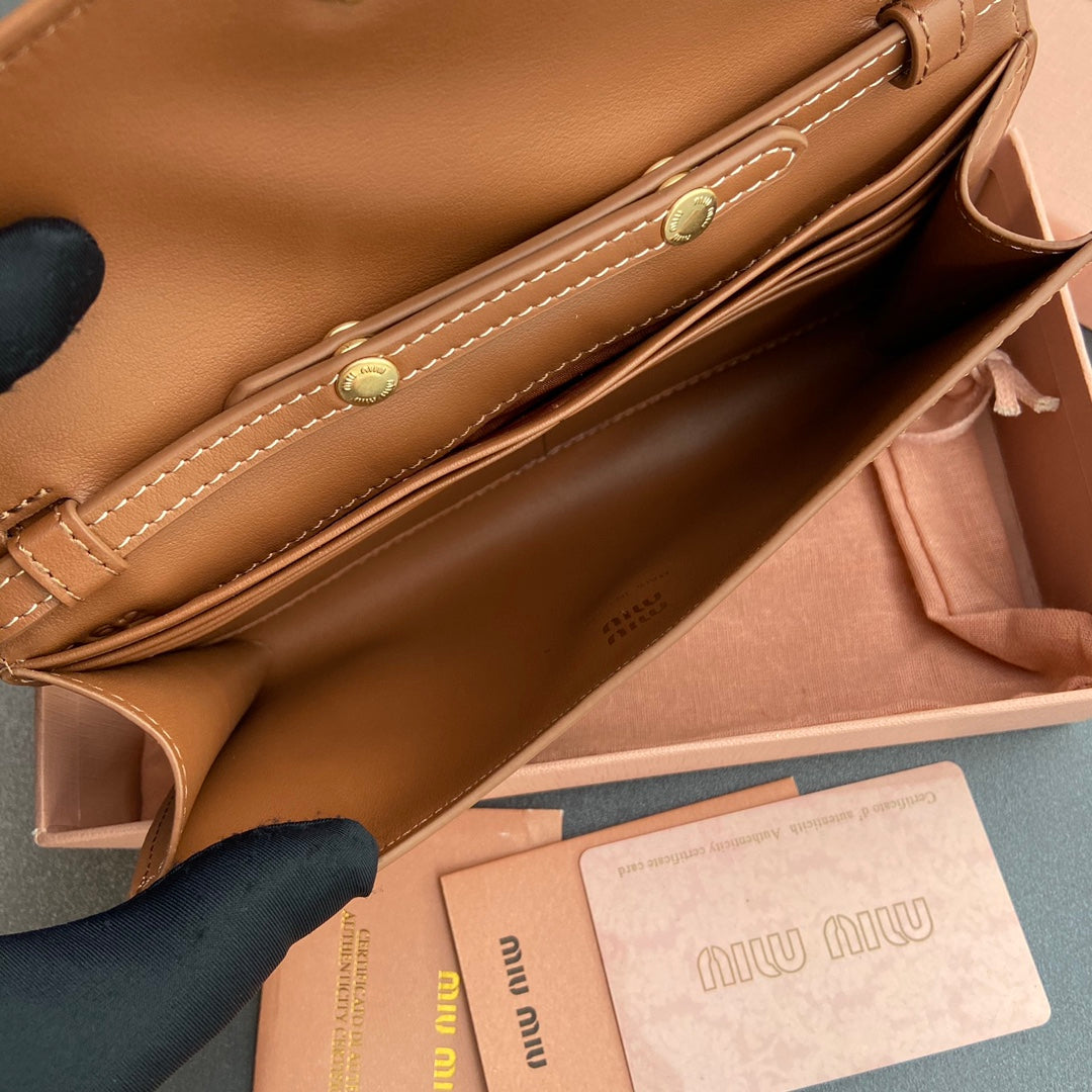 Miu Logo Wallet On A Chain 19 Lettering Cognac Calfskin 240409