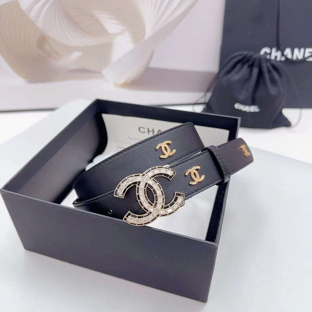 CC 30MM BELT IN BLACK SMOOTH CALFSKIN METAL LOGO GOLD HARDWARE