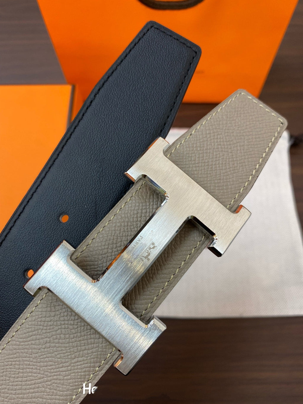 H CONTANCE BELT 38MM SILVER BUCKLE BLACK TAUPE LEATHER