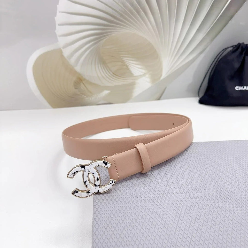 CC 30MM BELT IN ALMOND BEIGE SHINNY CALFSKIN WHITE LOGO